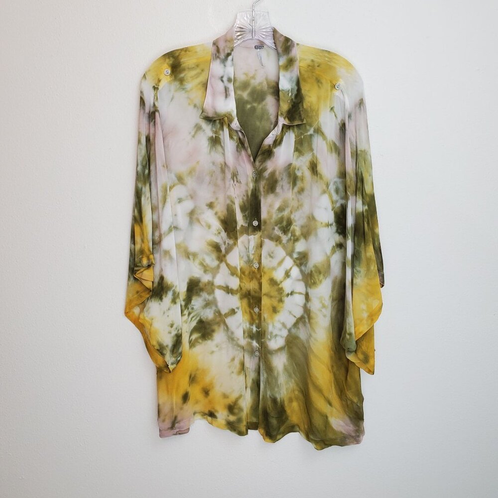 Young, Fabulous & Broke oversized short sleeve tie dyed blouse